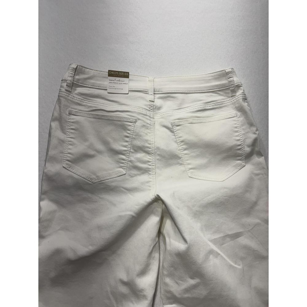 Chico's Womens 6 White Paisley Stretch Girlfriend Slim Ankle Jeans Raw Hem NEW - Picture 14 of 16